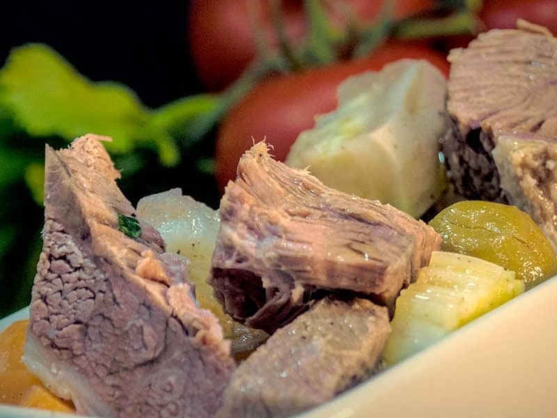 Musso e carcagnolo: storia dello street food palermitano