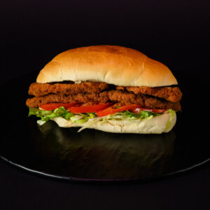 Panino con Cotoletta di vitello, lattuga e pomodoro