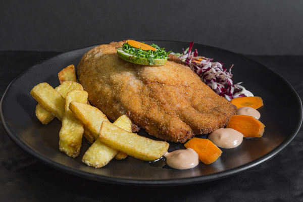 cotoletta di vitello con patate fritte | Macelleria Sparacello