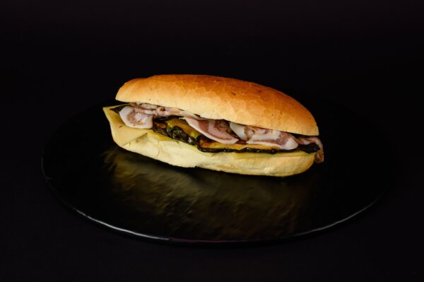 Panino con Guanciale, Fontina e Zucchine grigliate