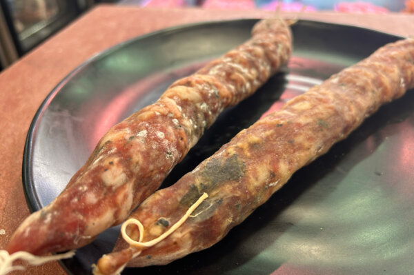 salamino di maialino nero al tartufo